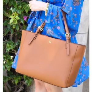 Tory Burch York Buckle Tote (Cognac)